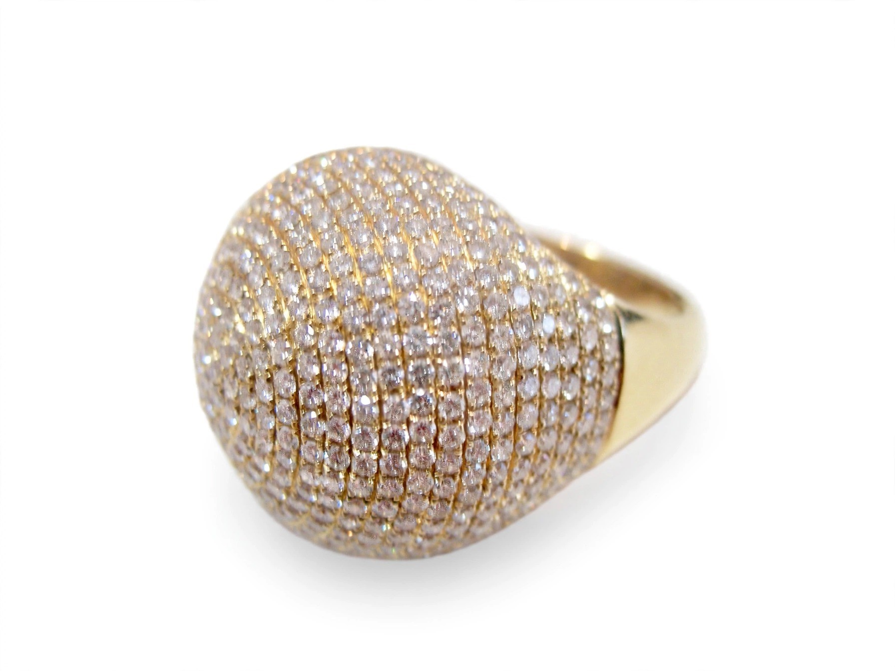 Anel em Ouro Amarelo 18k com Diamante