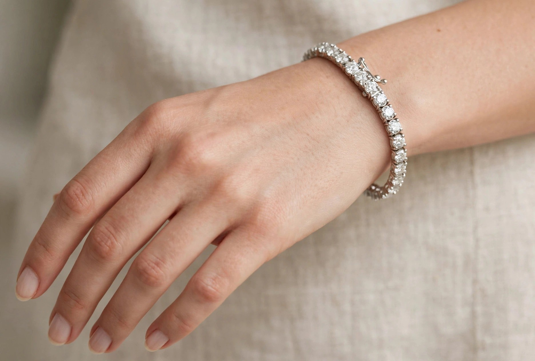Pulseira em Ouro Branco 18k com Diamante — vista 2