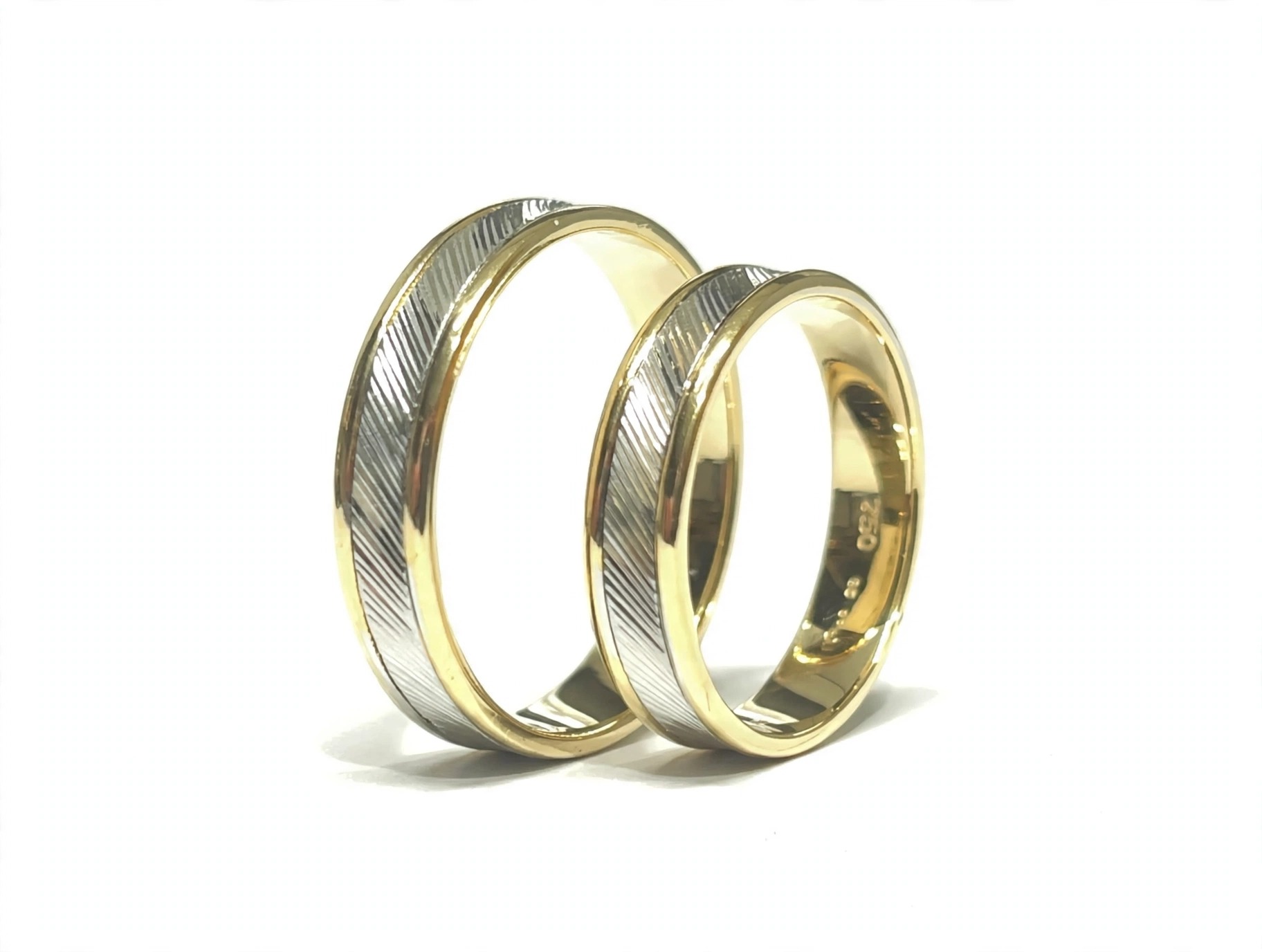 Aliança em Ouro Amarelo 18k