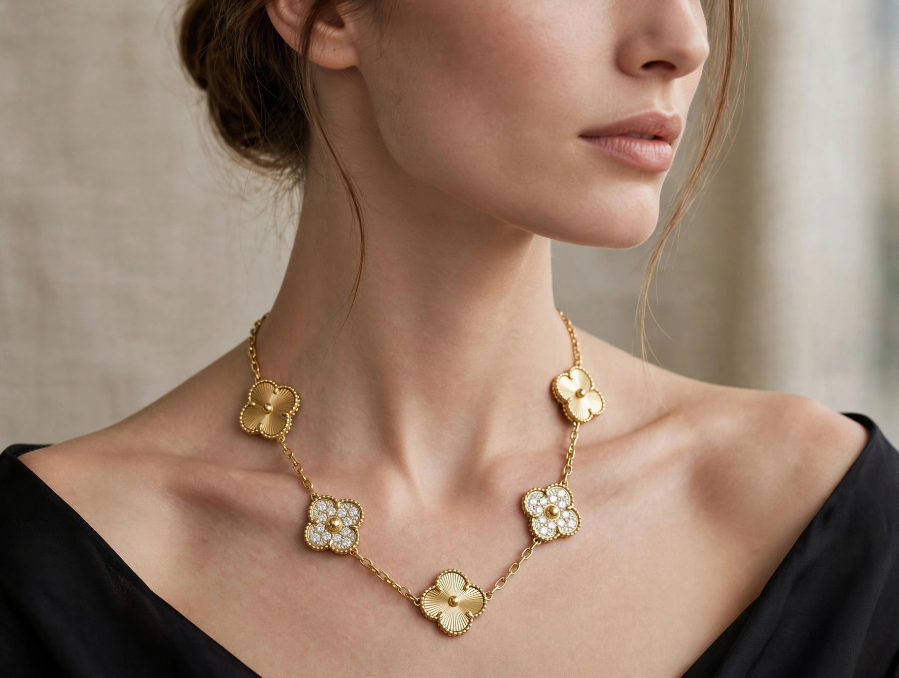 Colar em Ouro Amarelo 18k com Diamante — vista 2