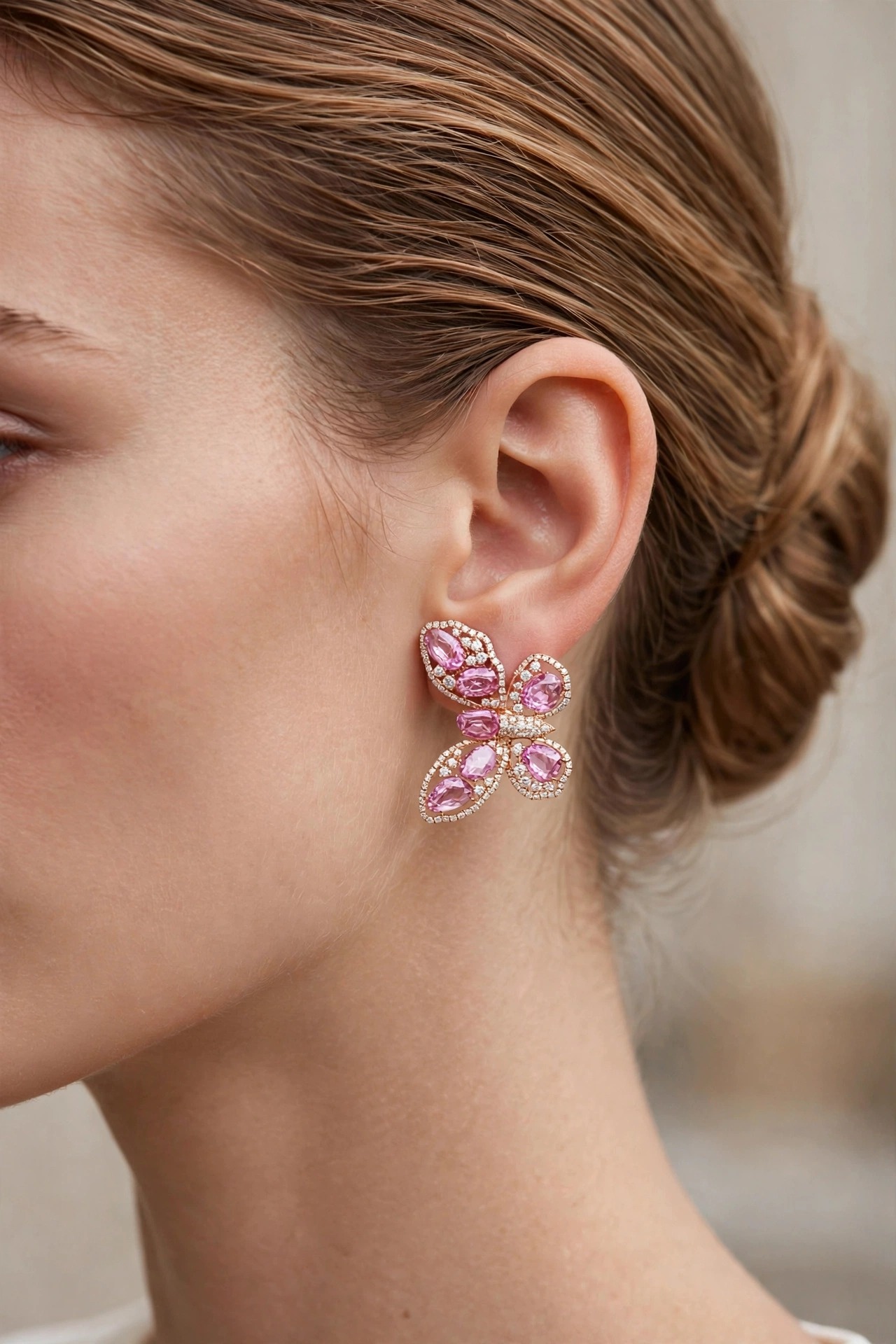 Brinco Borboleta em Ouro Rosé 18k com Diamante
