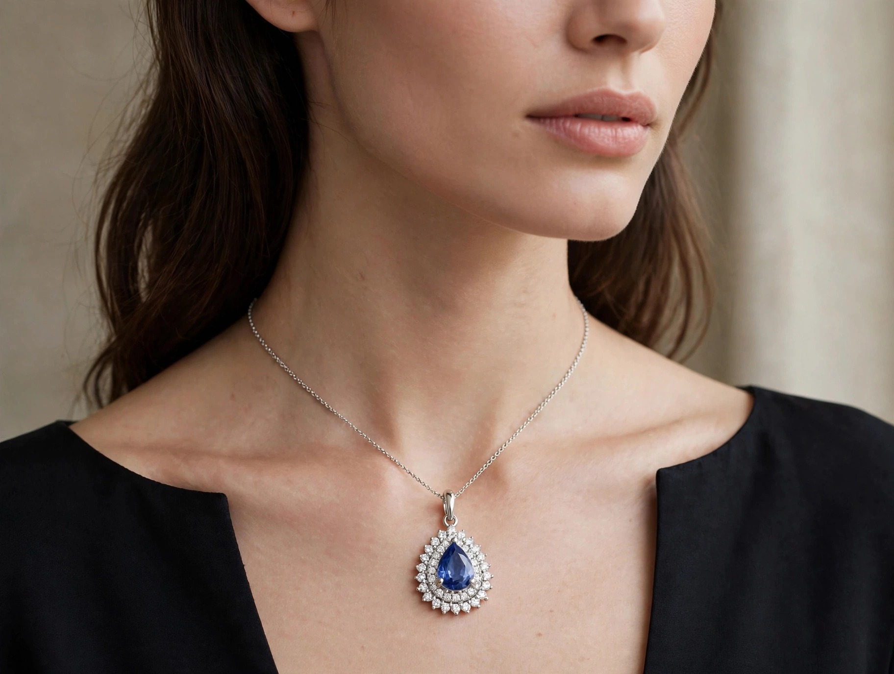 Pingente em Ouro Branco 18k com Diamante e Safira — vista 2