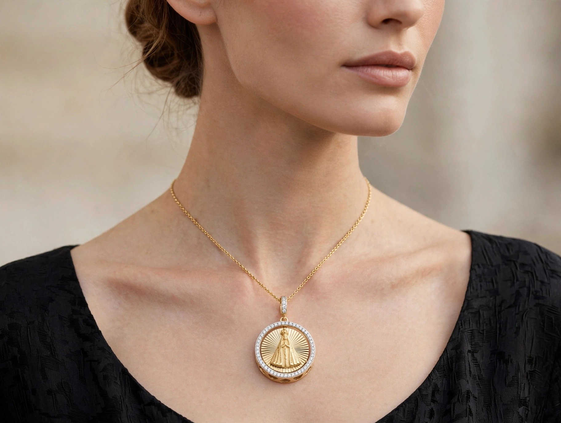 Pingente em Ouro Amarelo 18k com Diamante — vista 2