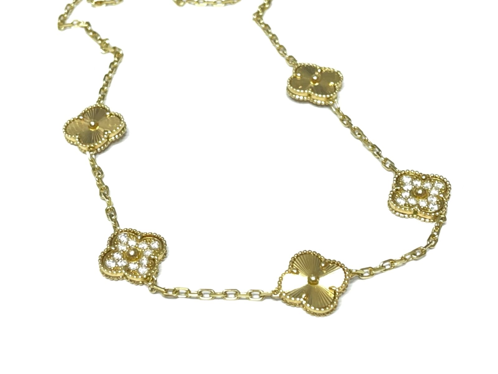 Colar em Ouro Amarelo 18k com Diamante — vista 3