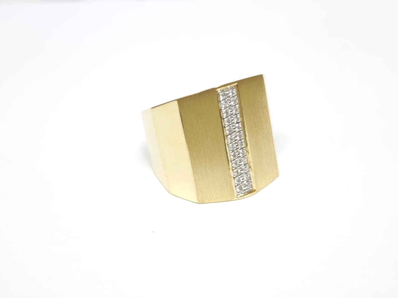 Anel em Ouro Amarelo 18k com Diamante — vista 3