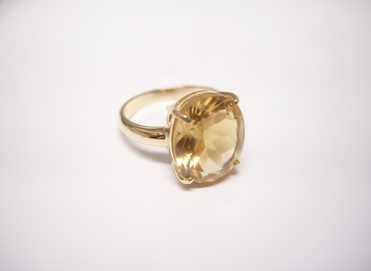 Anel Ouro com Citrino Sob Encomenda - David Tadros R$ 1800